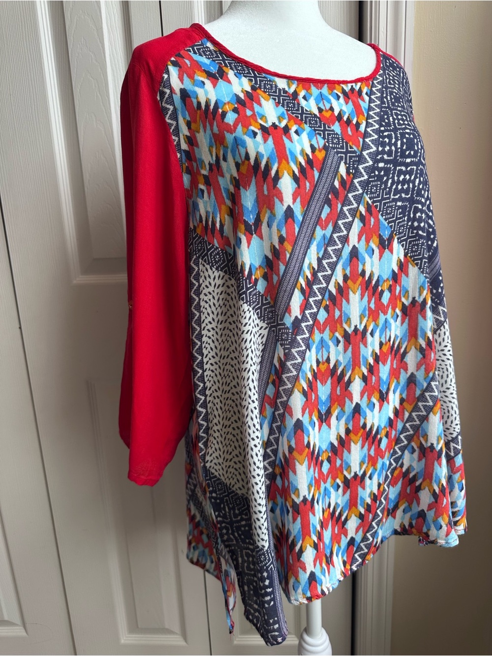 bobeau Red Multi-Pattern Geometric Raglan Blouse - Picture 3 of 15